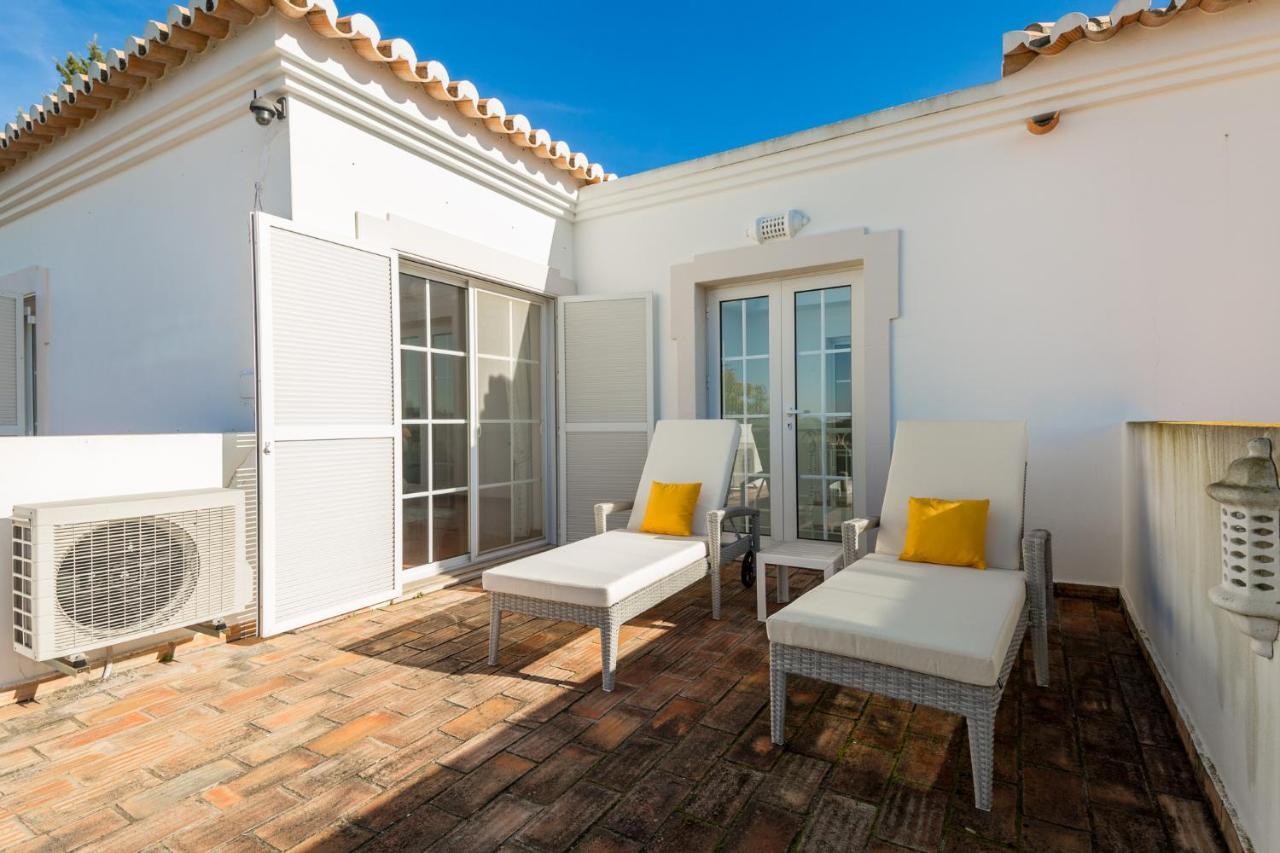 Peaceful 4Br Villa On Gramacho Golf Resort W/ Private Pool Lagoa  Exteriör bild